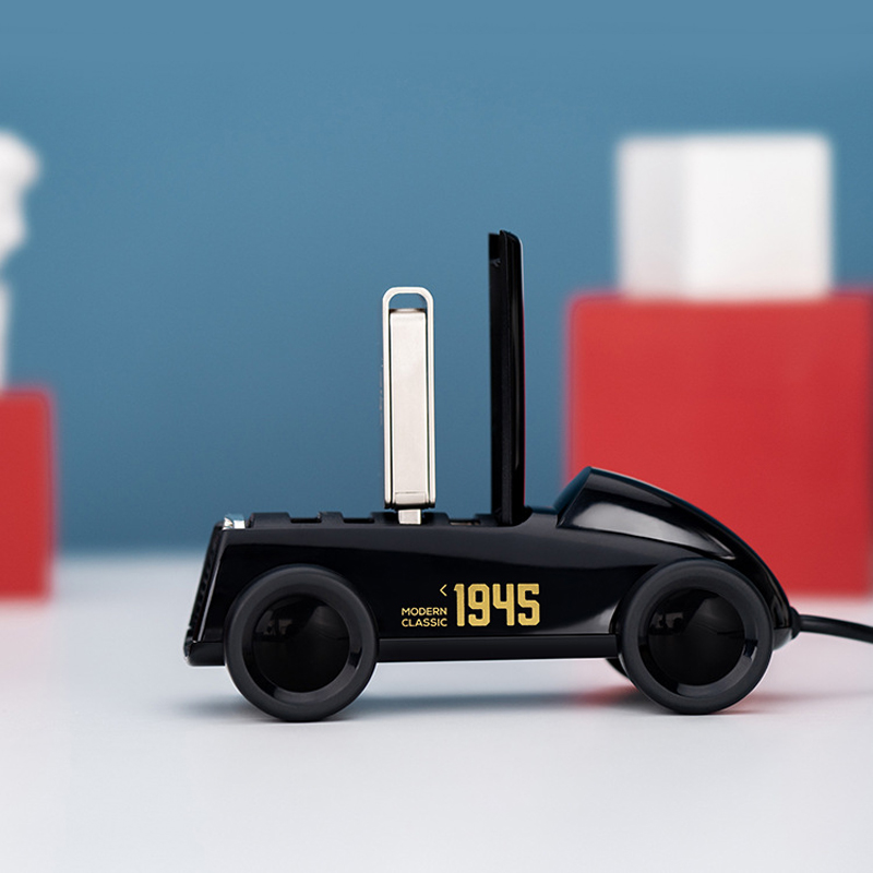 老爺車造型USB-分線器